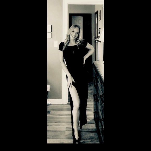 Meet your Posher, Amanda - Picture 1 of 1